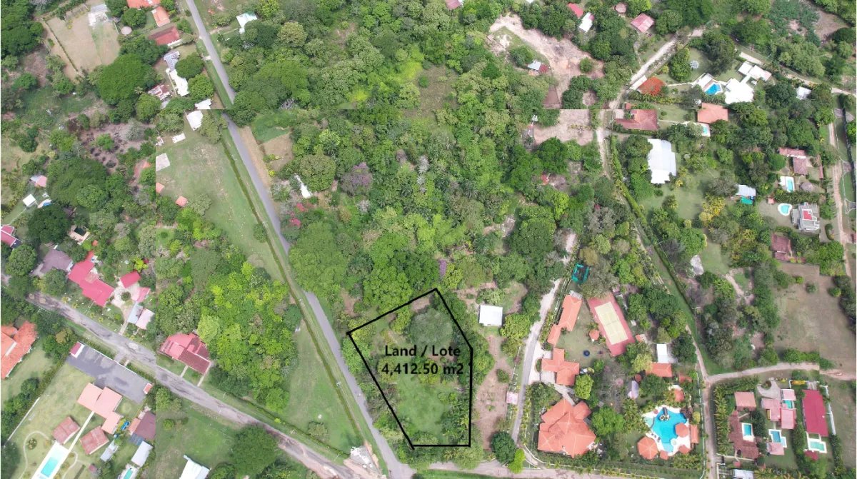 Vacation Home For Sale in Santa Clara, San Carlos
