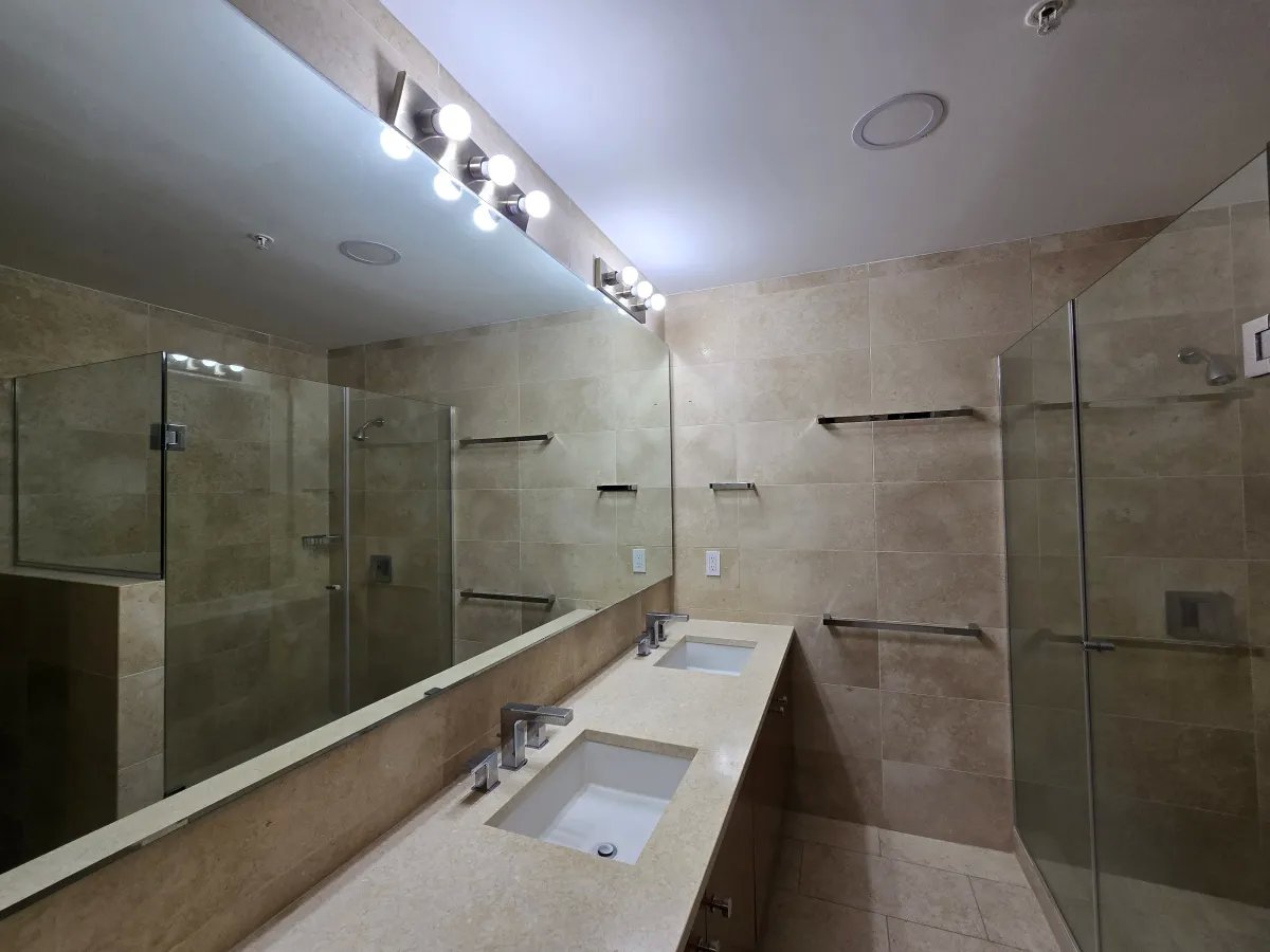 Apartment For Sale in Boulevard Santa María