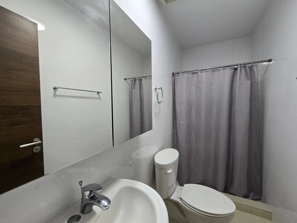 Apartment For Sale in Boulevard Santa María