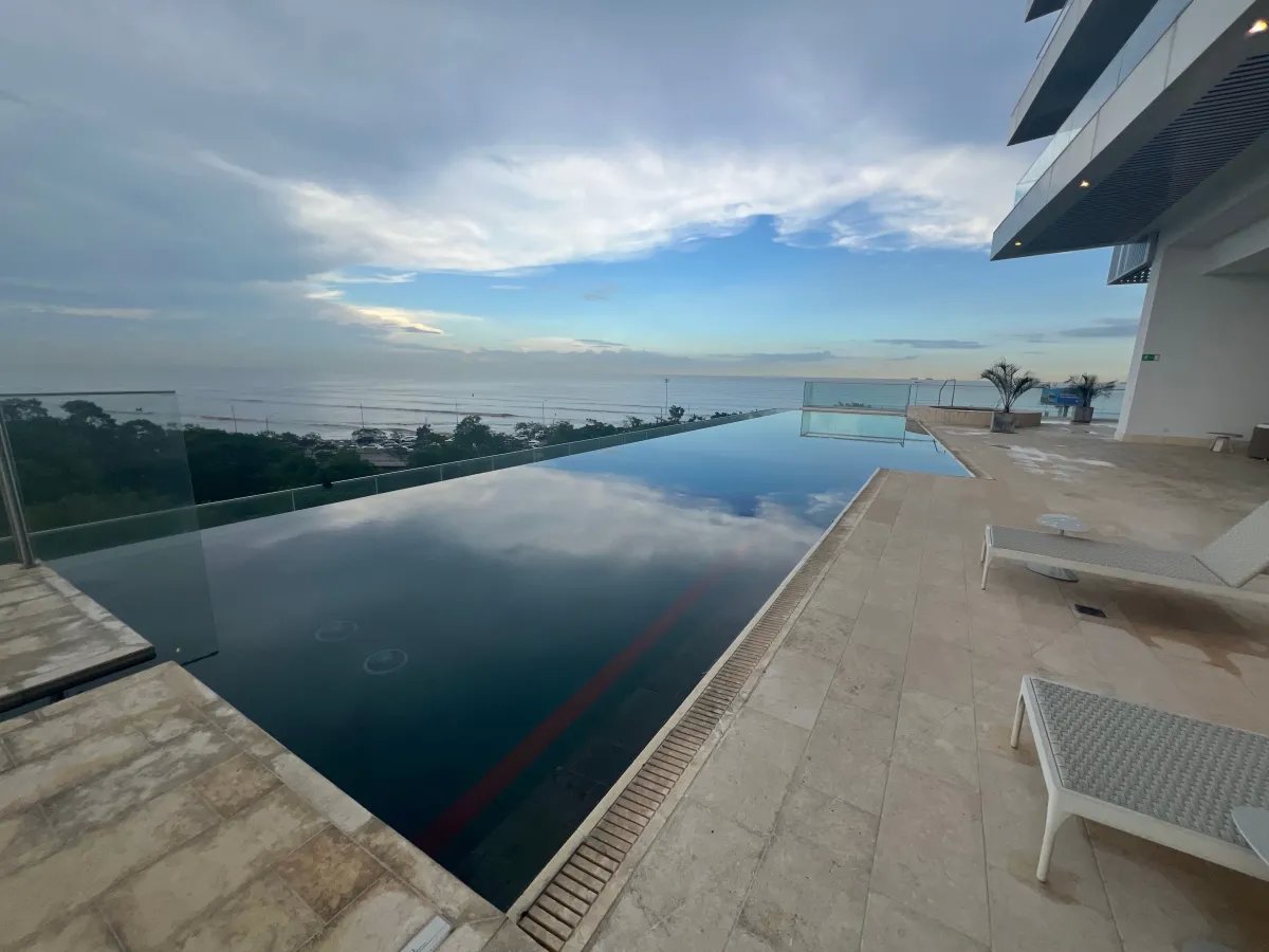 SE VENDE APARTAMENTO EN COCO DEL MAR