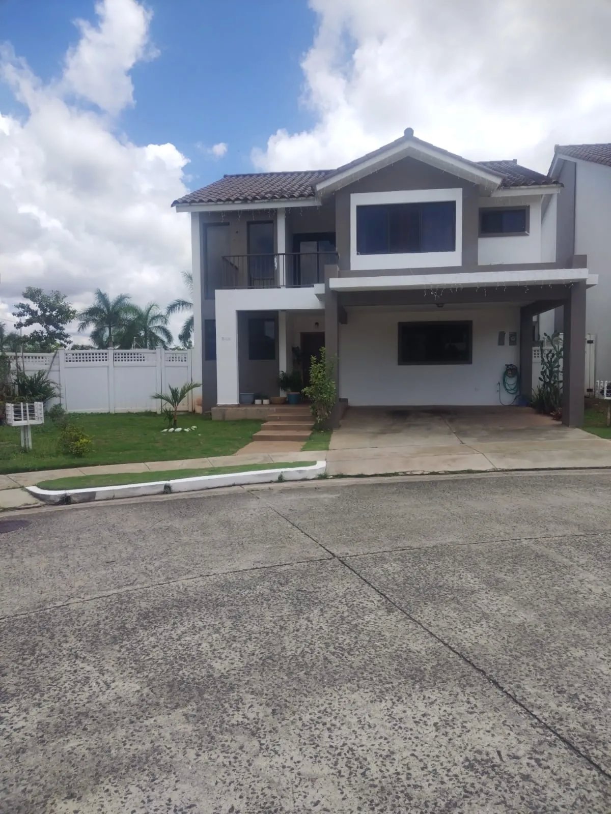 Duplex For Sale in PH Olympus