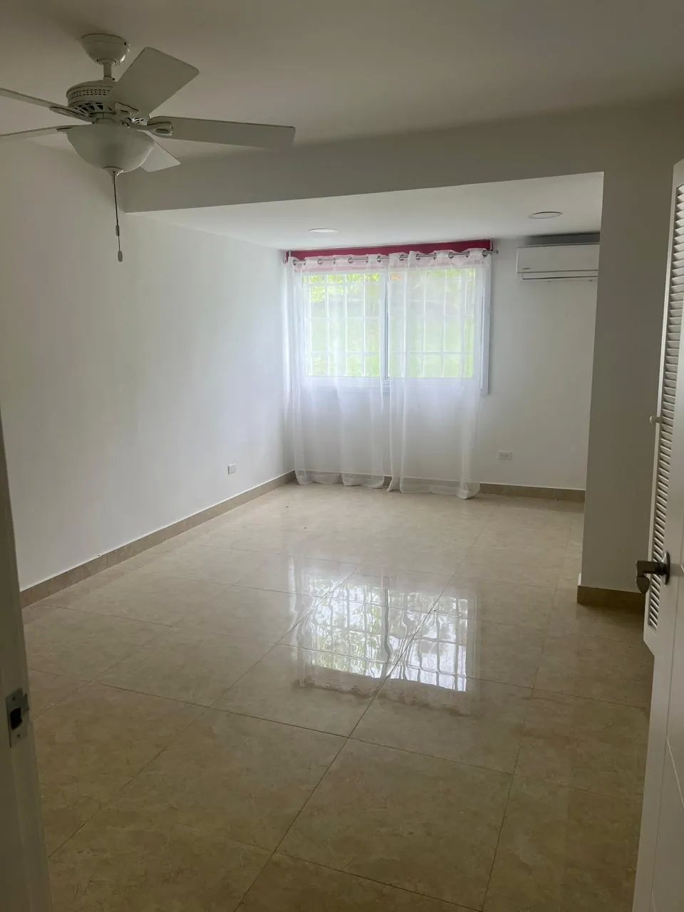 Duplex For Rent in Panamá Pacífico