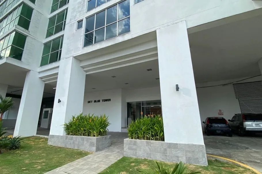Condominium Sale and Rent in calle 74, via porras