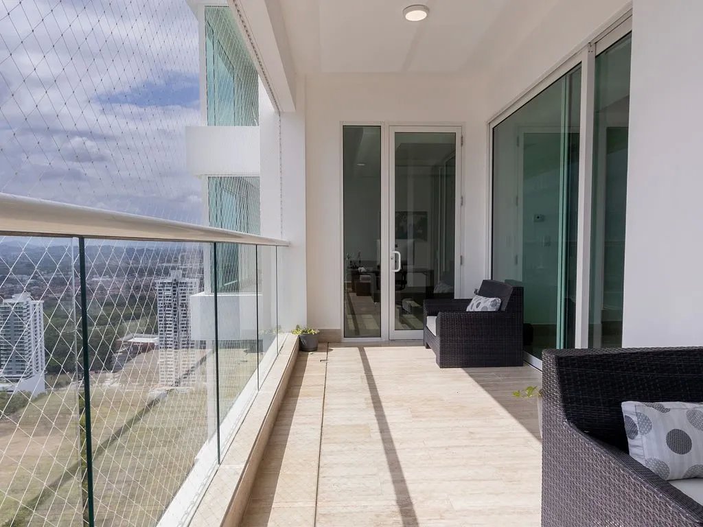 Apartment For Sale in Costa del Este. Ciudad de Panamá.