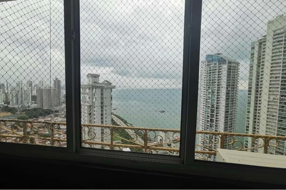 Apartment For Sale in San Francisco