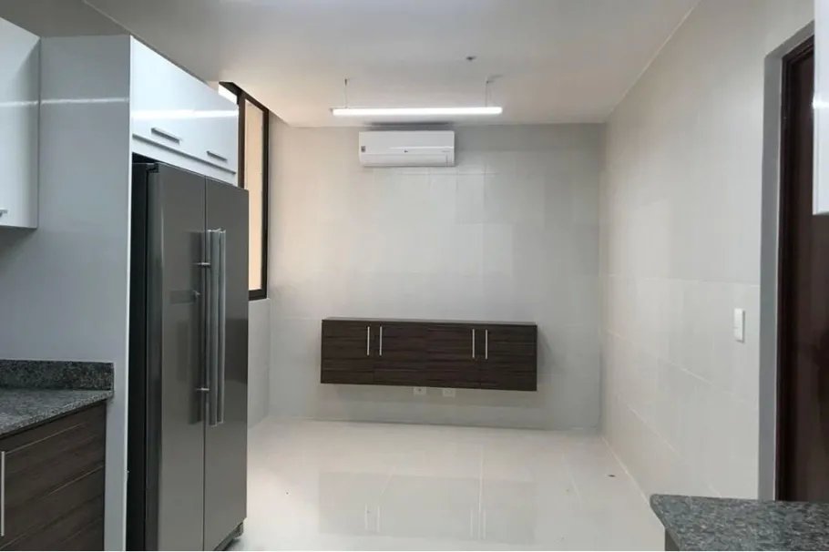 Condominium For Sale in Boulevard Costa del Este