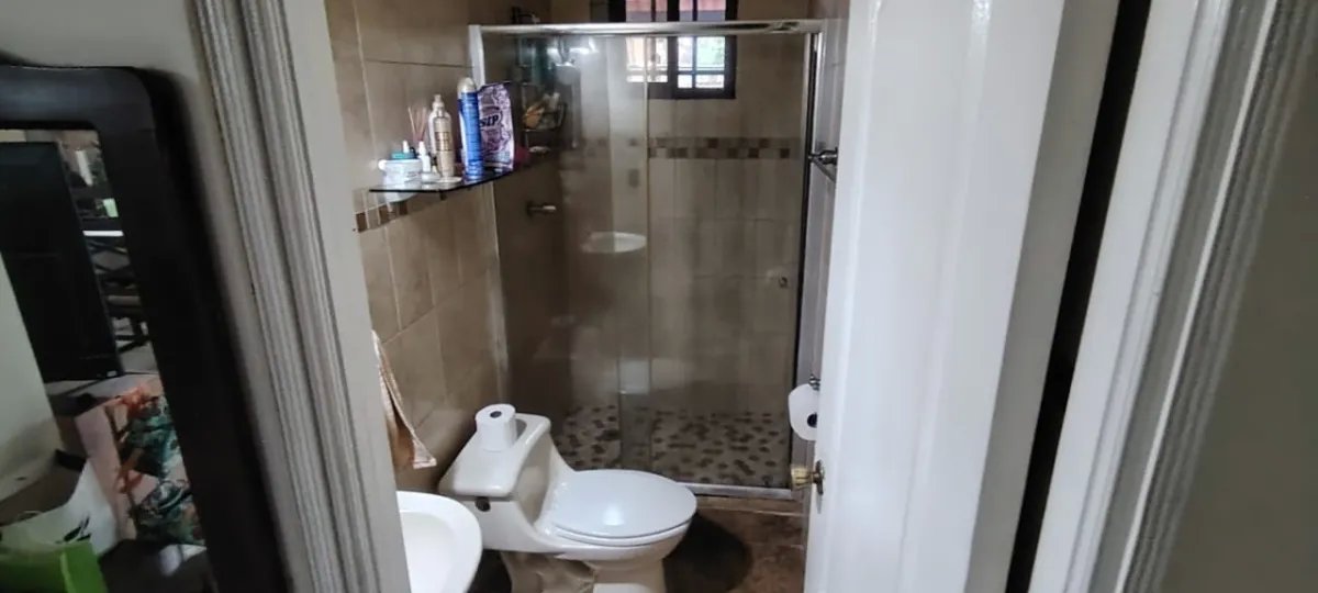 Single Family Attached For Sale in ARRAIJAN