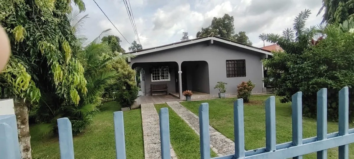 Single Family Attached For Sale in ARRAIJAN