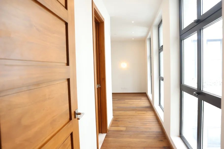 Apartment For Sale in Avenida A