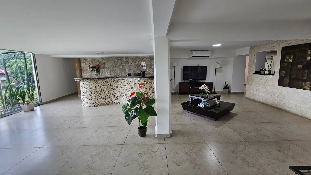 Single Family Detached For Sale in Albrook