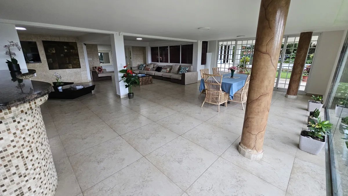 Single Family Detached For Sale in Albrook