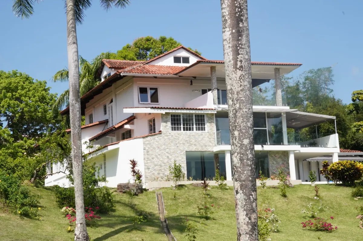 Single Family Detached For Sale in Albrook