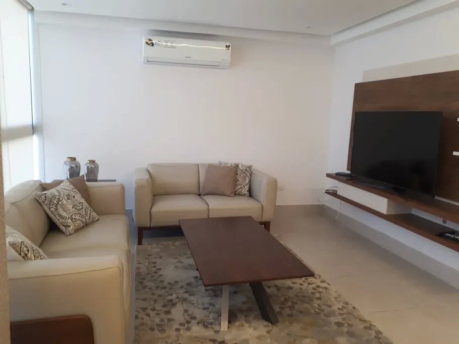 Apartment For Rent in Calle Abel Bravo