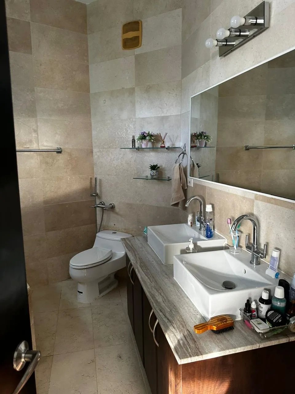 Duplex For Sale in Amador