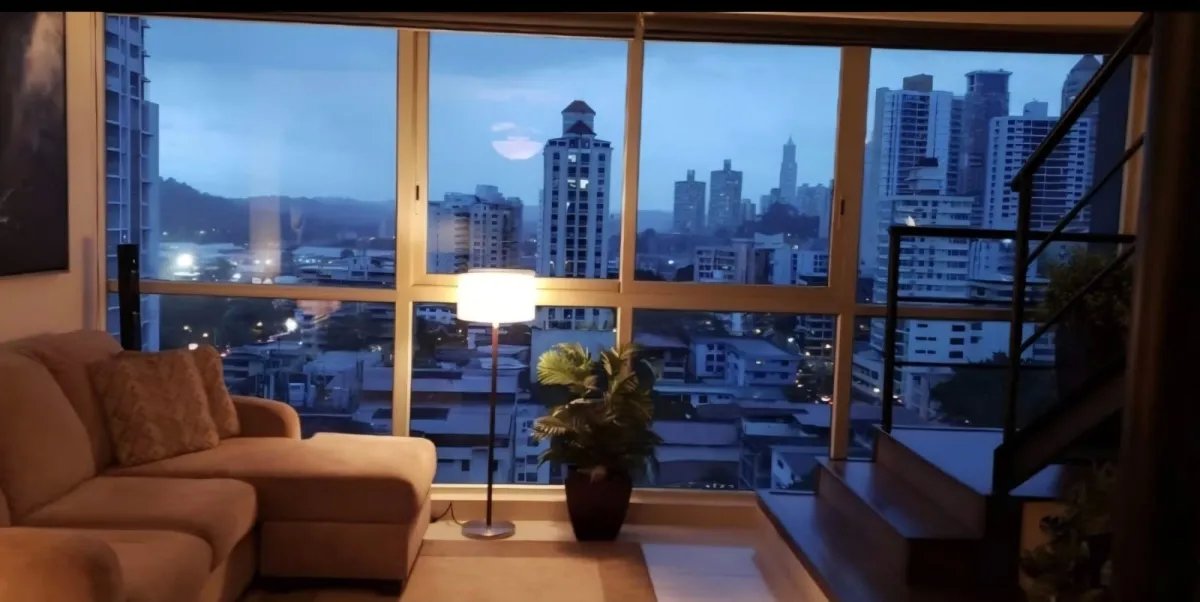 Se Alquila hermoso apartamento en El Cangrejo PH Vitro