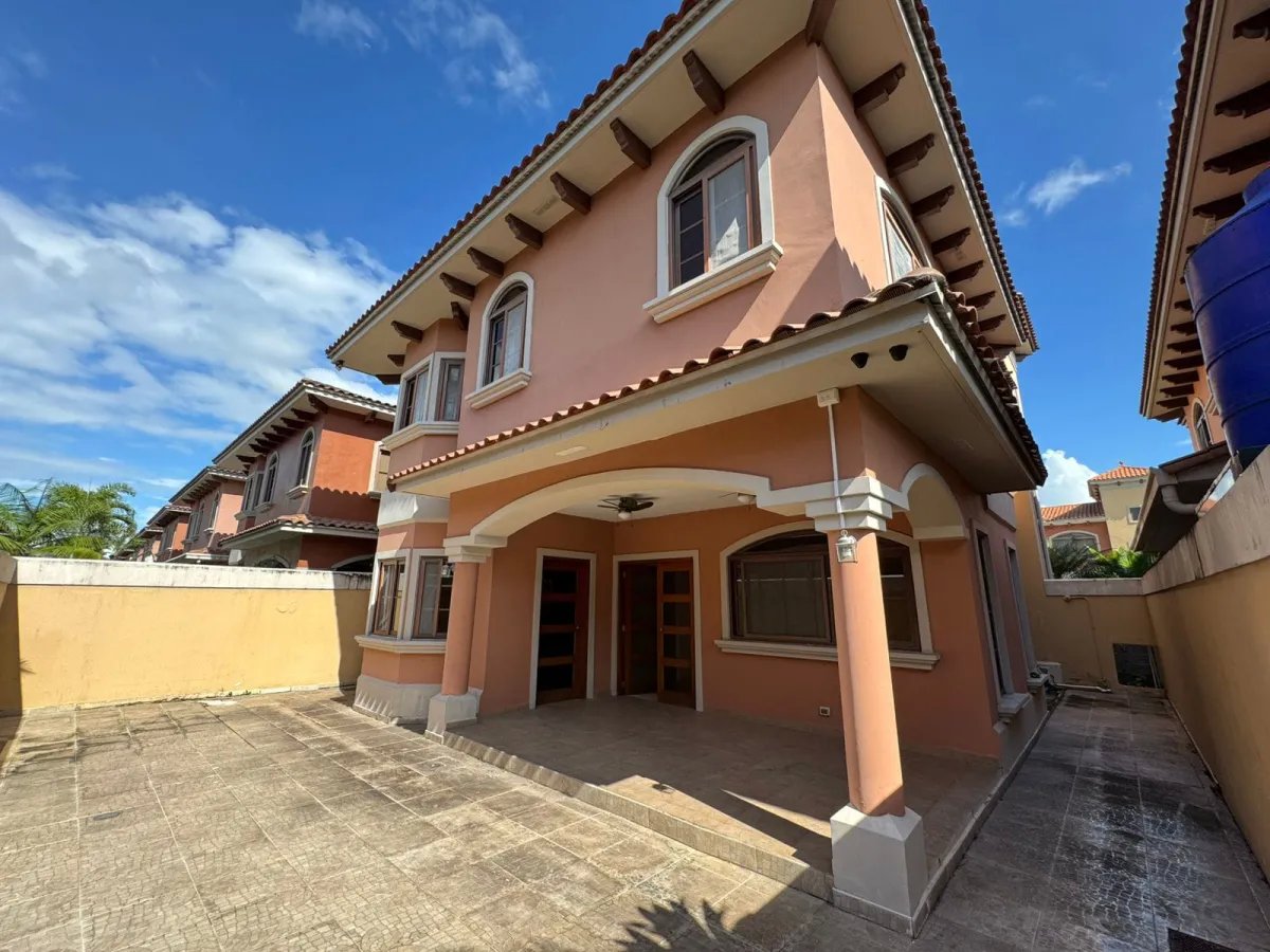 Duplex For Sale in Costa Sur