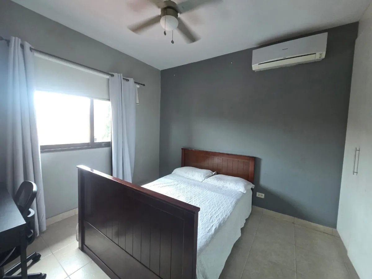 Duplex For Sale in Versalles