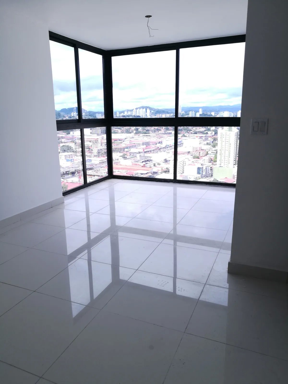 Apartment For Rent in El Cangrejo