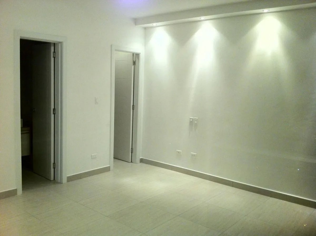 Apartment For Rent in Coco del Mar