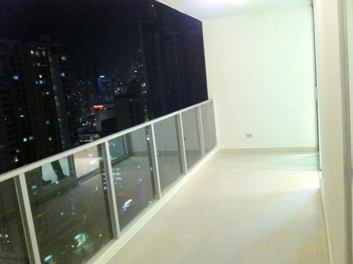 Apartment For Rent in Coco del Mar