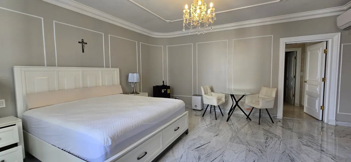 Apartment For Sale in Punta Paitilla
