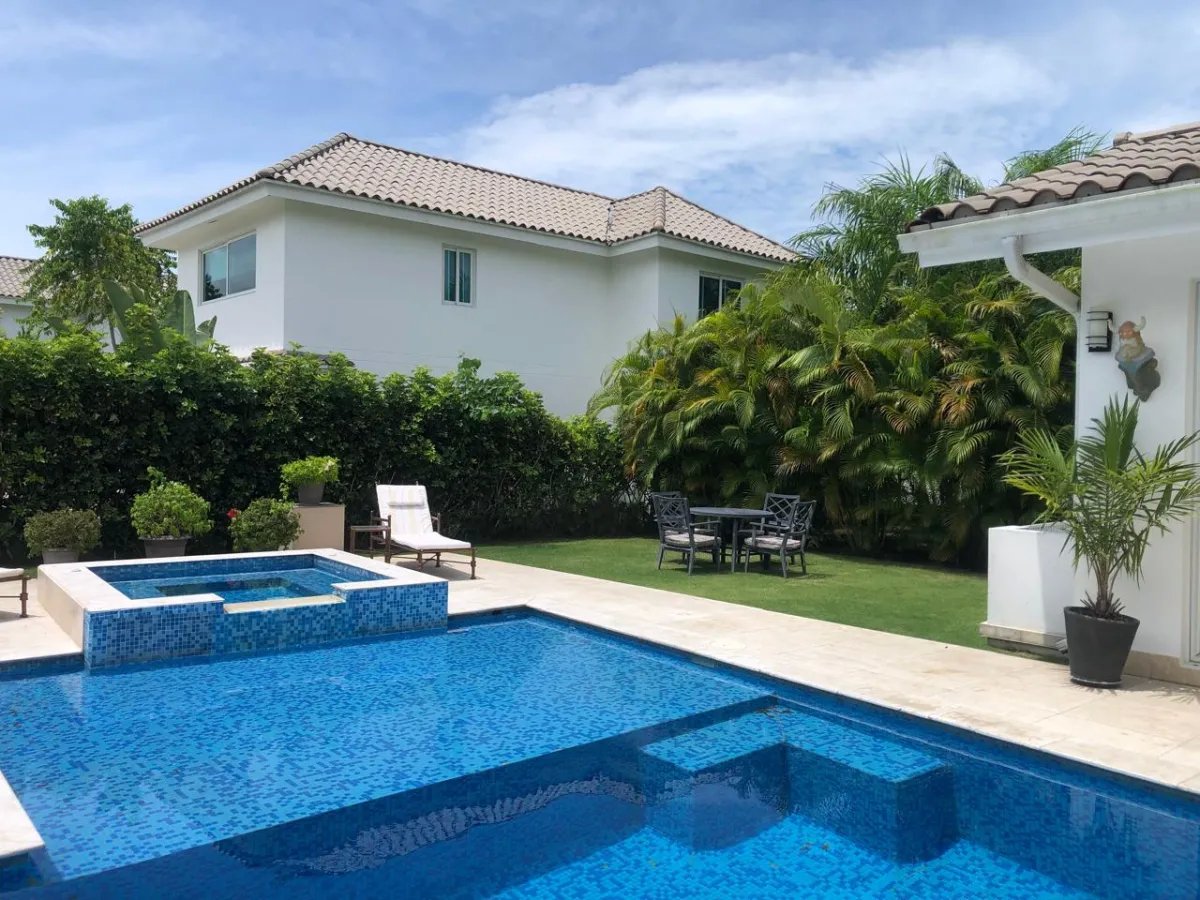 Single Family Detached For Rent in Rio Hato