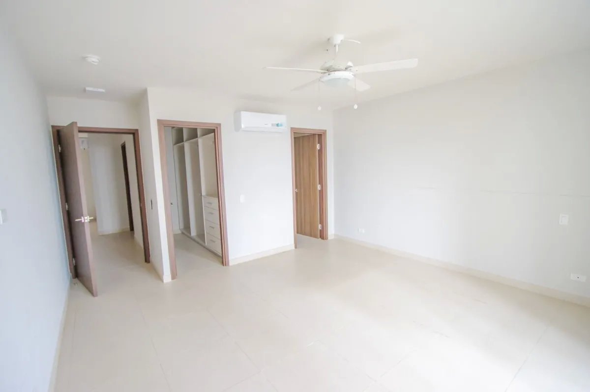 VENDO O ALQUILO APARTAMENTO EN CASA BIANCA EN COSTA DEL ESTE