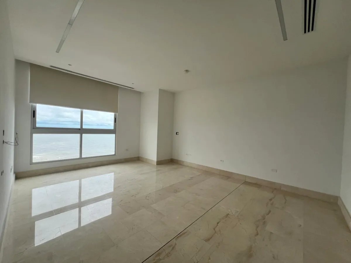 Apartment For Sale in COCO DEL MAR