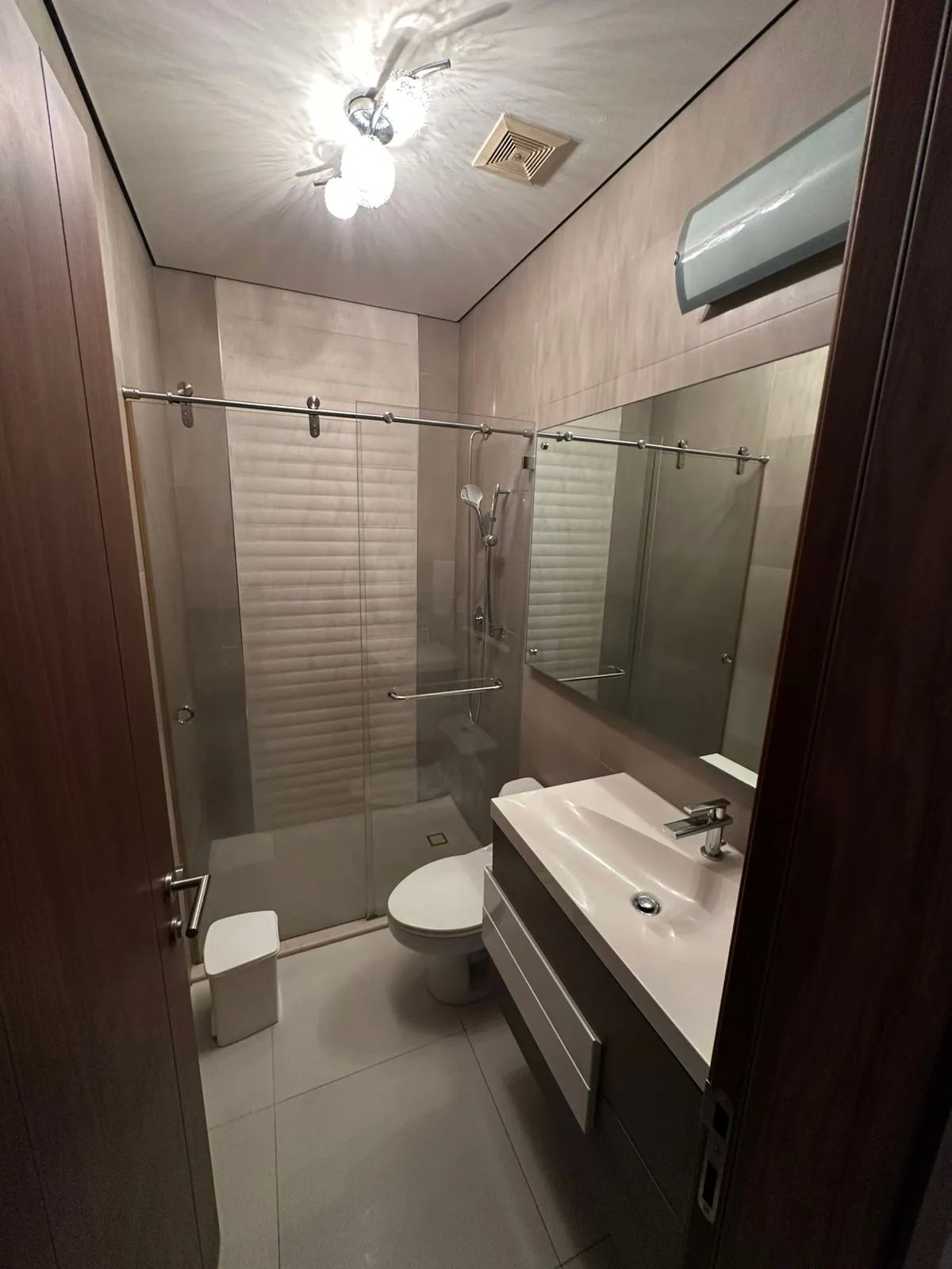 Alquilo Apartamento Amoblado en Marbella