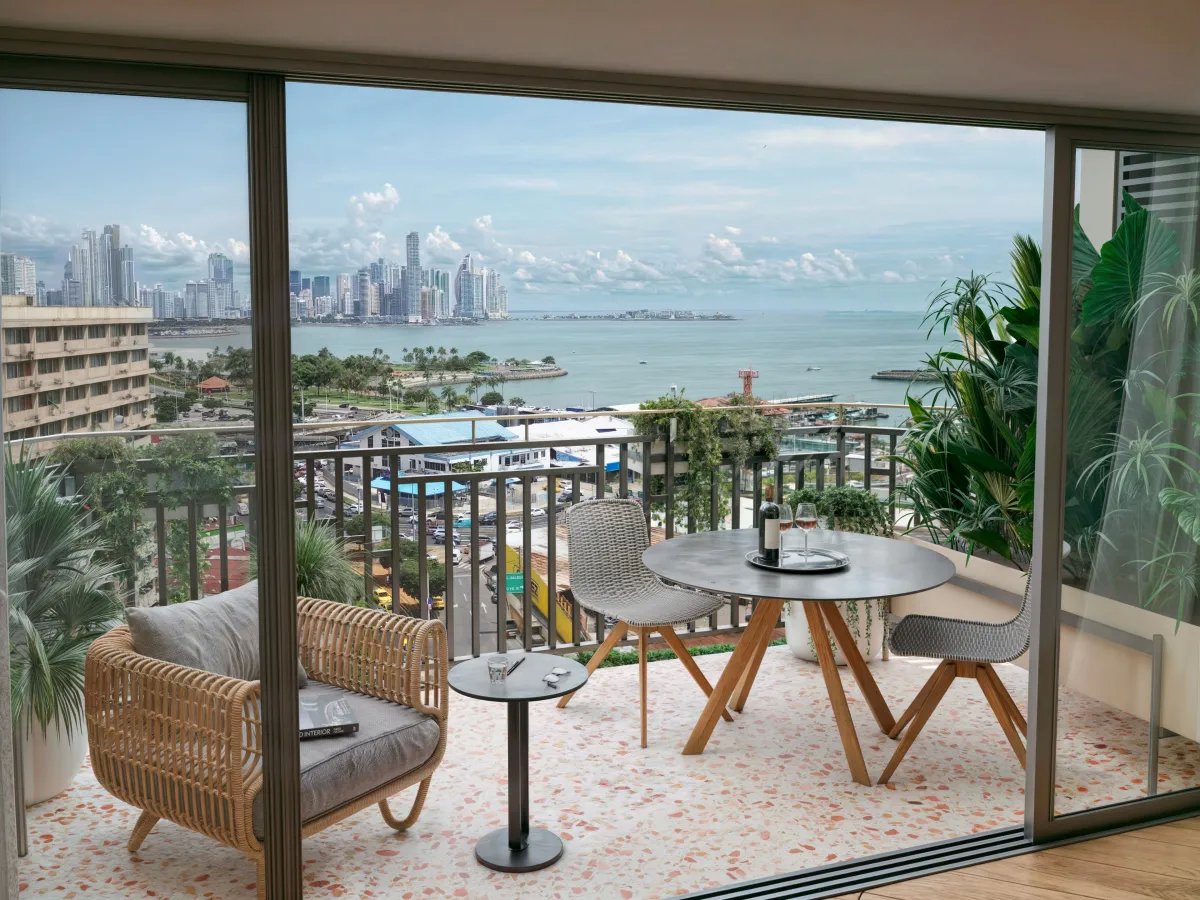 Apartment For Sale in Avenida Central España