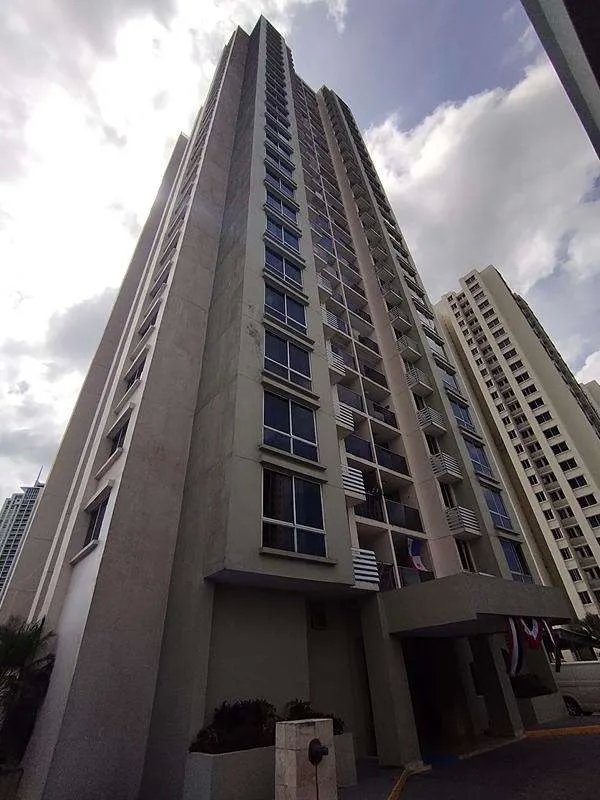 Apartment For Sale in ANCON