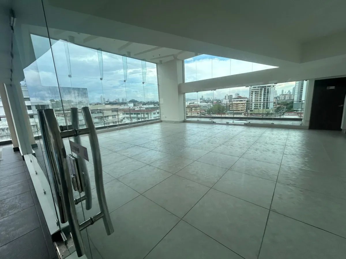 Apartment For Sale in EL CARMEN