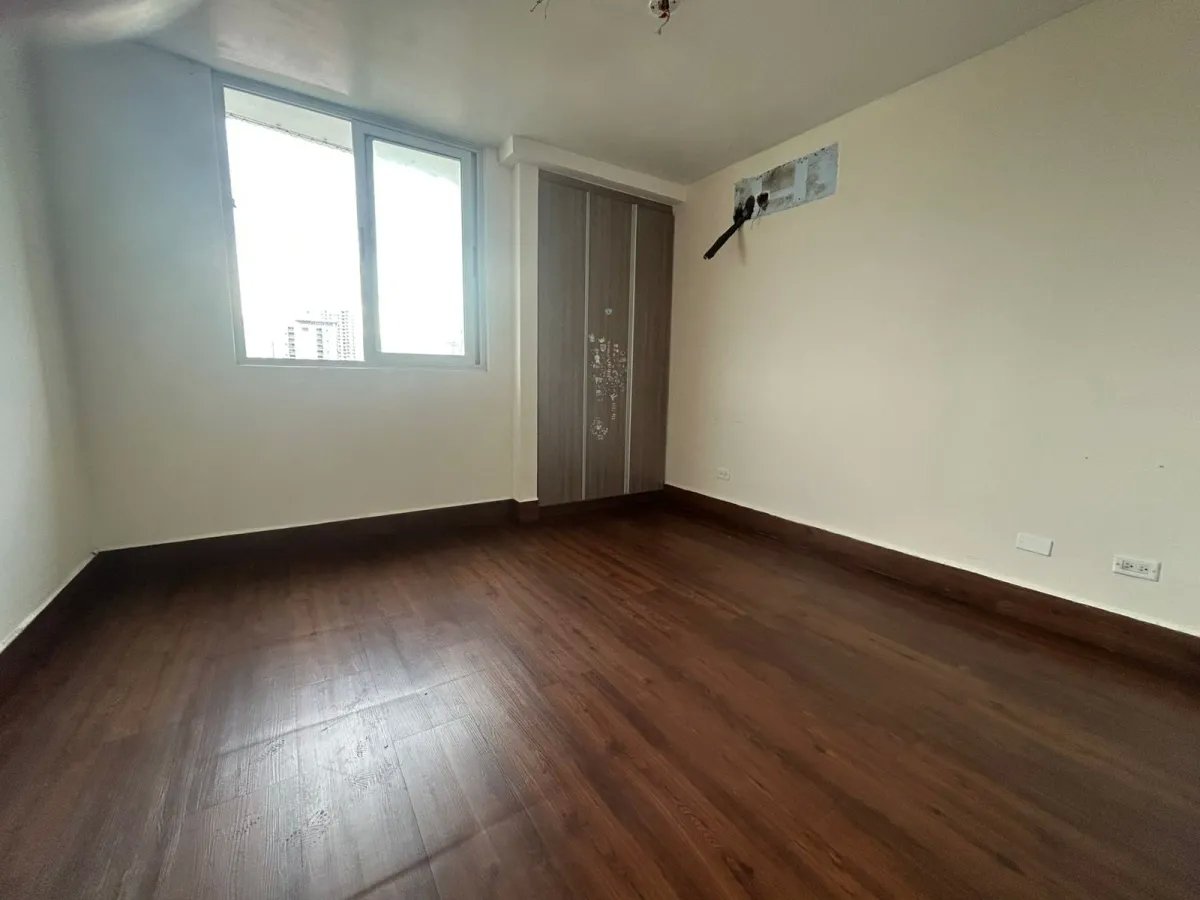 Apartment For Sale in EL CARMEN