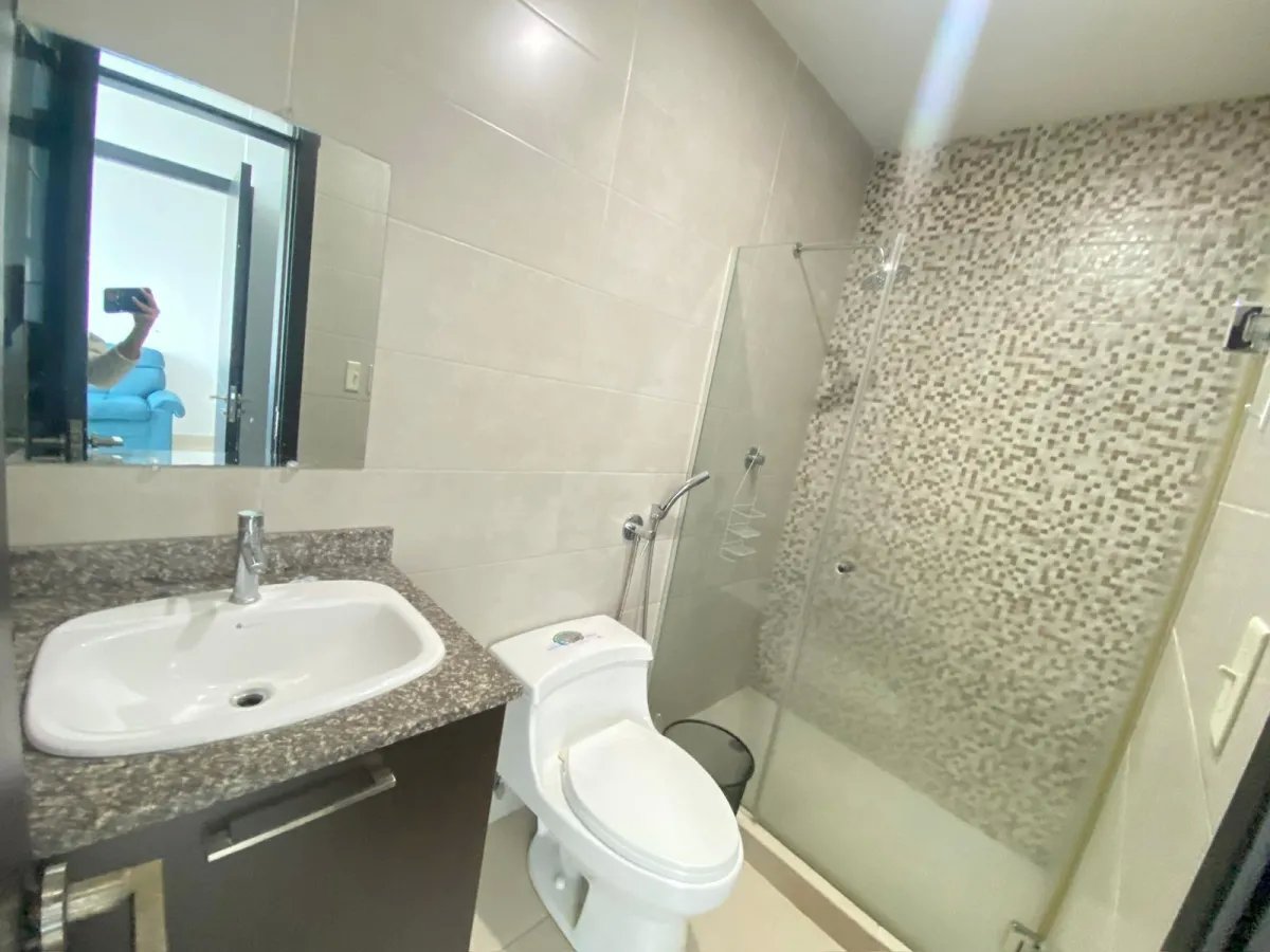 Apartment For Sale in Avenida Martin Luther King