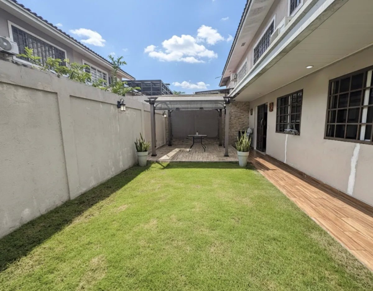 Venta de casa en PH Villa Tiber, Villas del Golf
