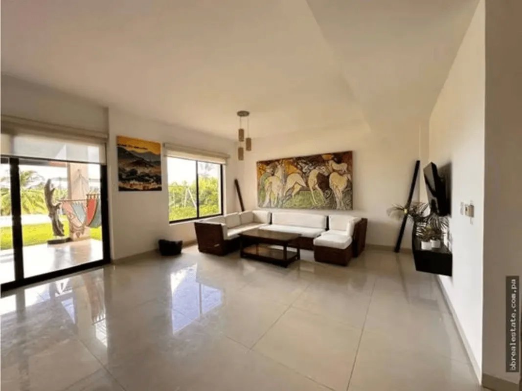 Single Family Detached For Sale in Vista Mar Boulevard