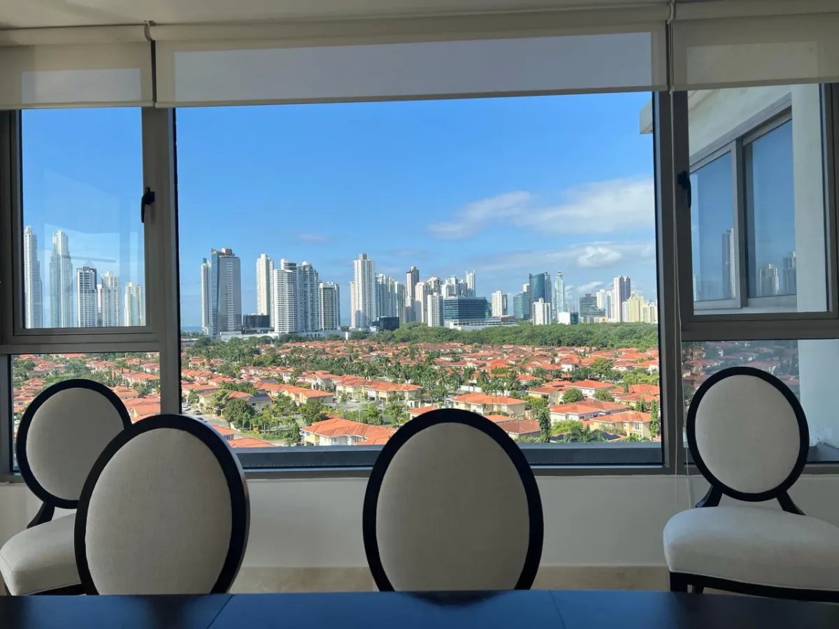 VENTA  ELEGANTE APARTAMENTO EN GREENGARDEN PANAMÁ