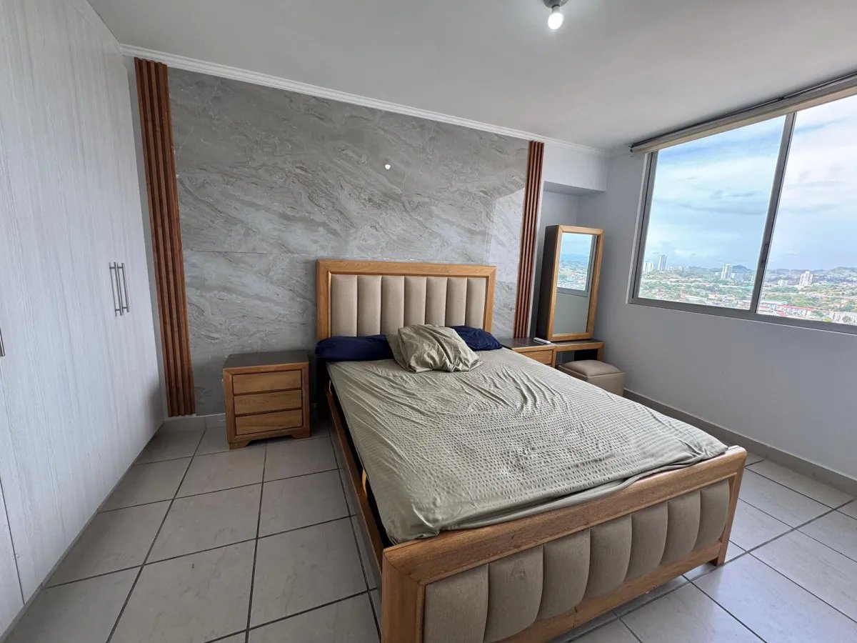 Alquiler de apartamento full amoblado  PH Lefevre 75