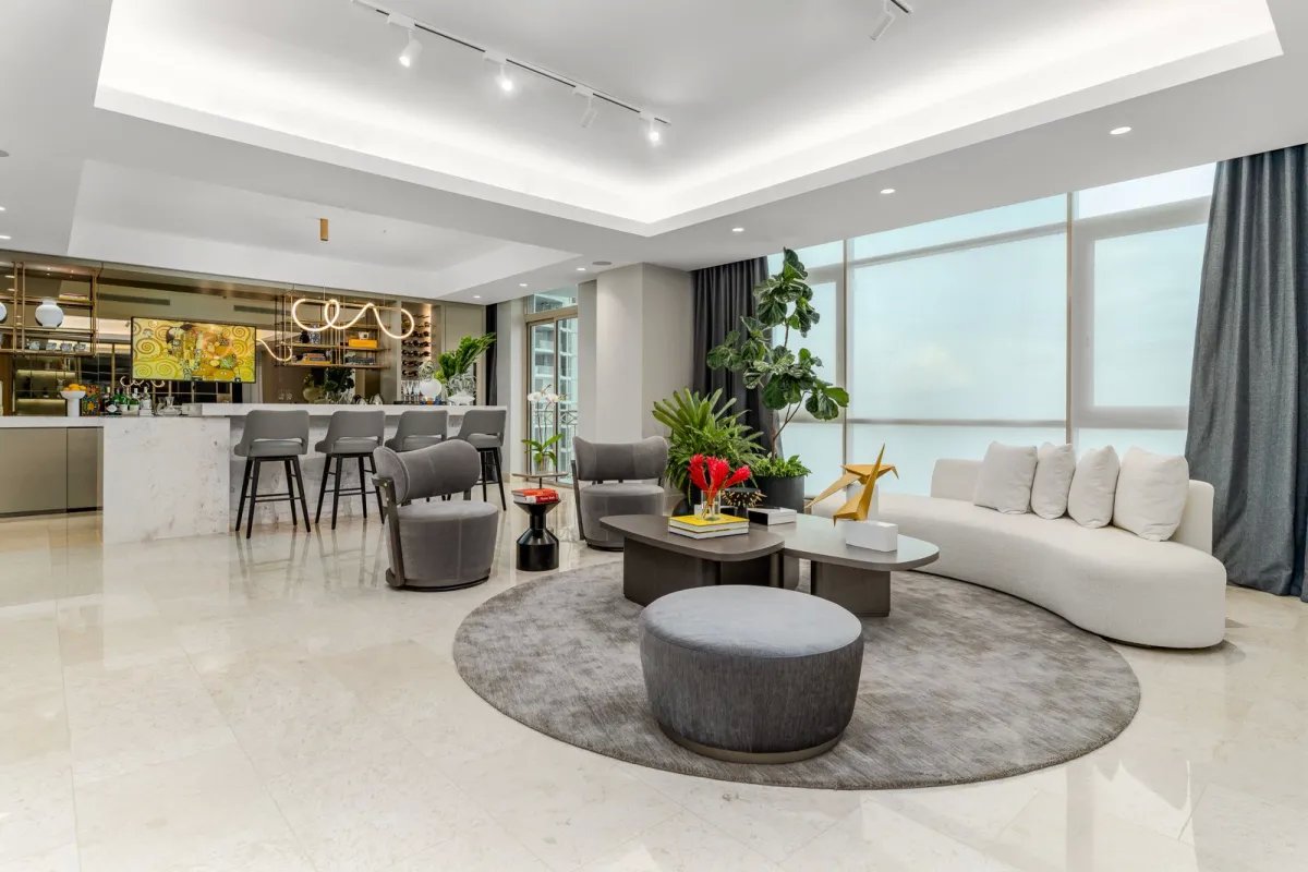 Apartment For Sale in Punta Pacifica