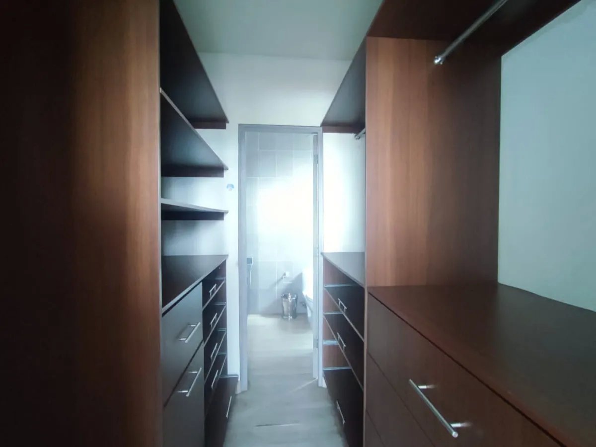 Apartment For Sale in SAN FRANCISCO