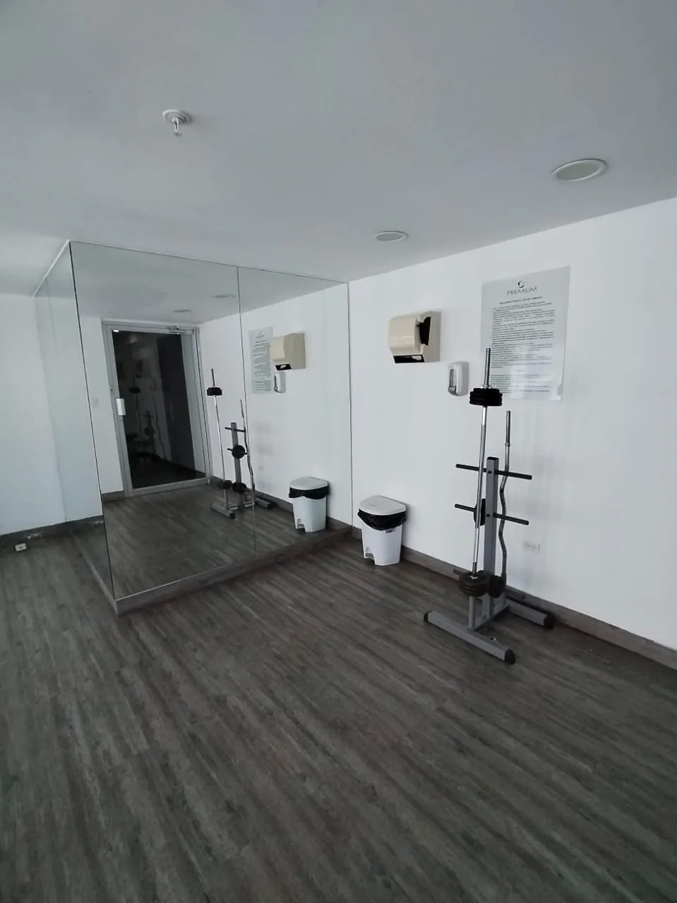 SE VENDE  APARTAMENTO EN P.H. PREMIUN