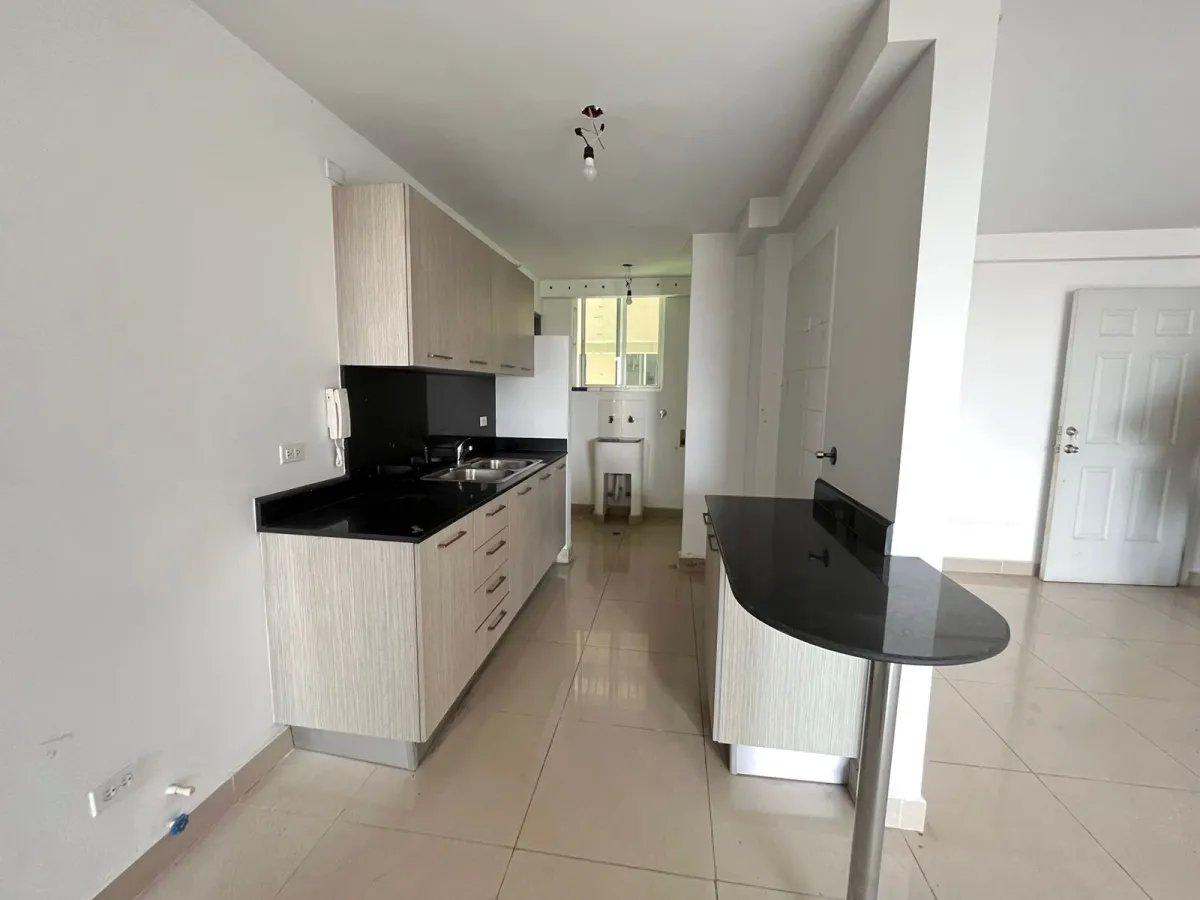 Apartment For Sale in Ancon
