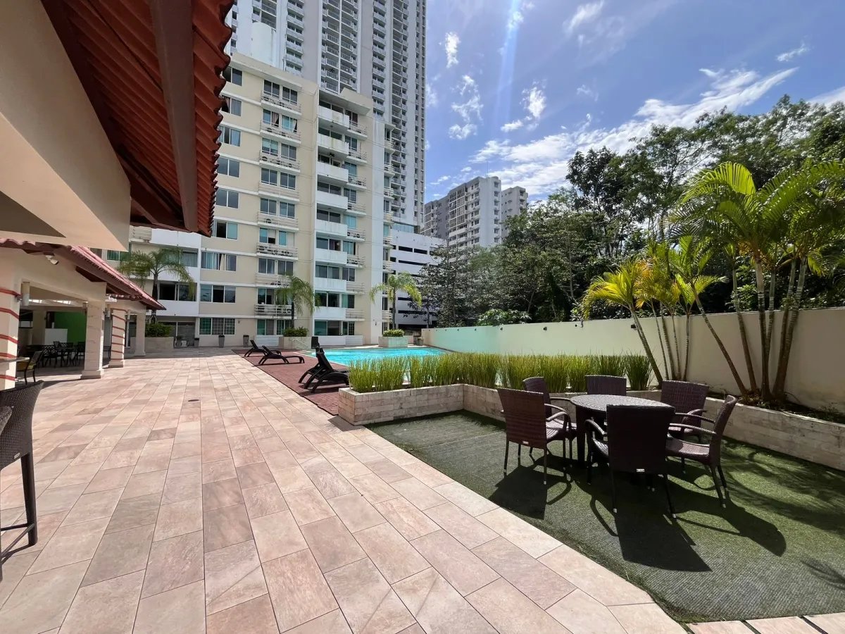 Apartment For Sale in Ancon