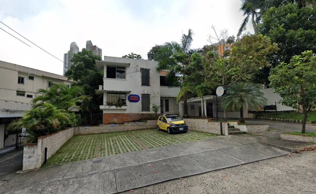 Condominium For Sale in Bella Vista