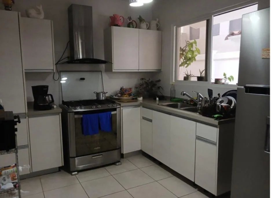 House For Sale in Paseo del Norte