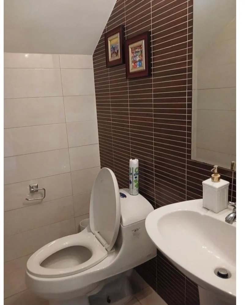 House For Sale in Paseo del Norte