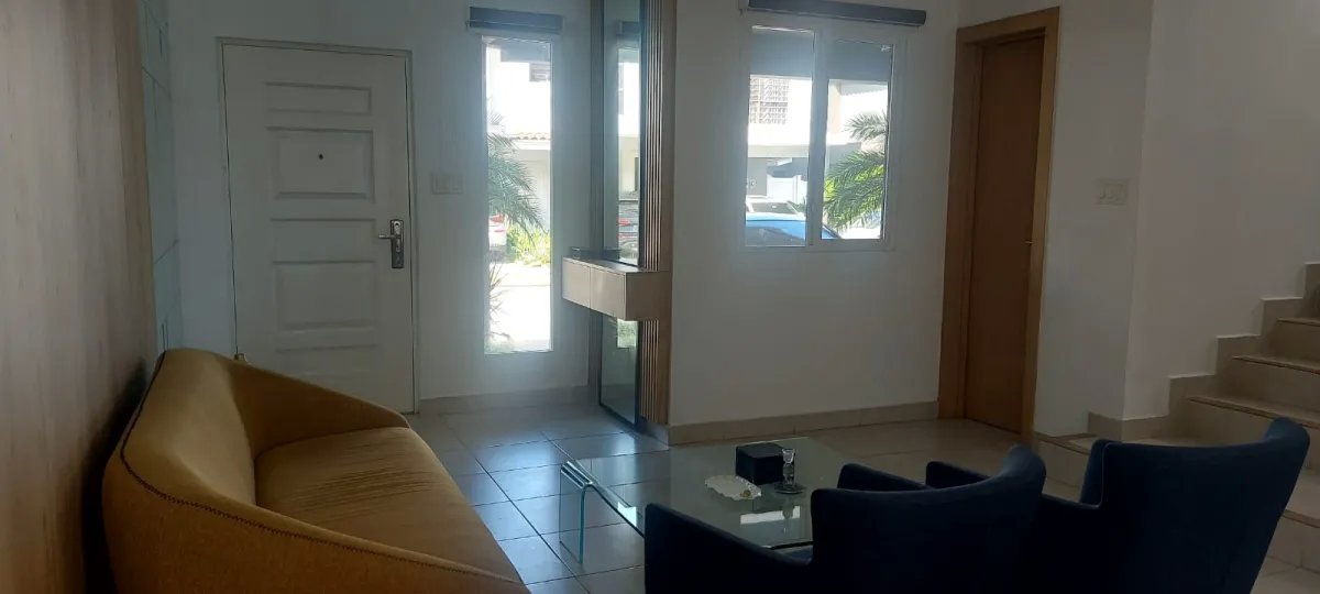 House For Sale in Paseo del Norte