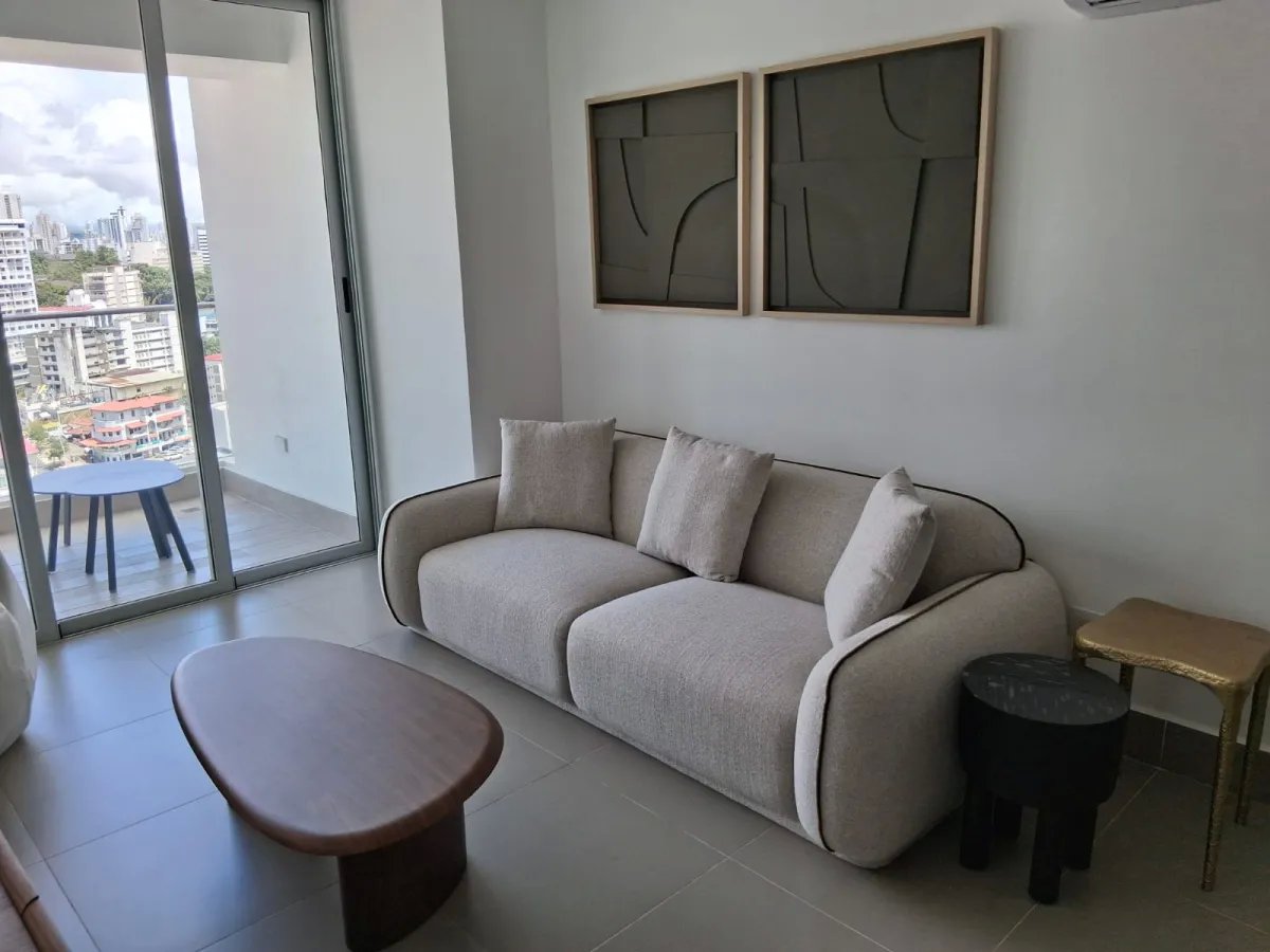 Apartment For Sale in Calle 44 Este