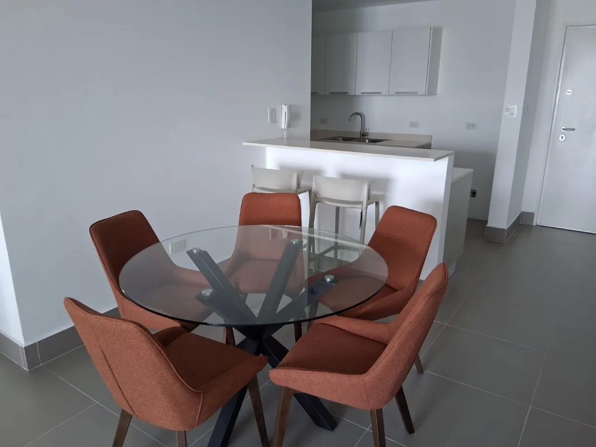 Apartment For Sale in Calle 44 Este