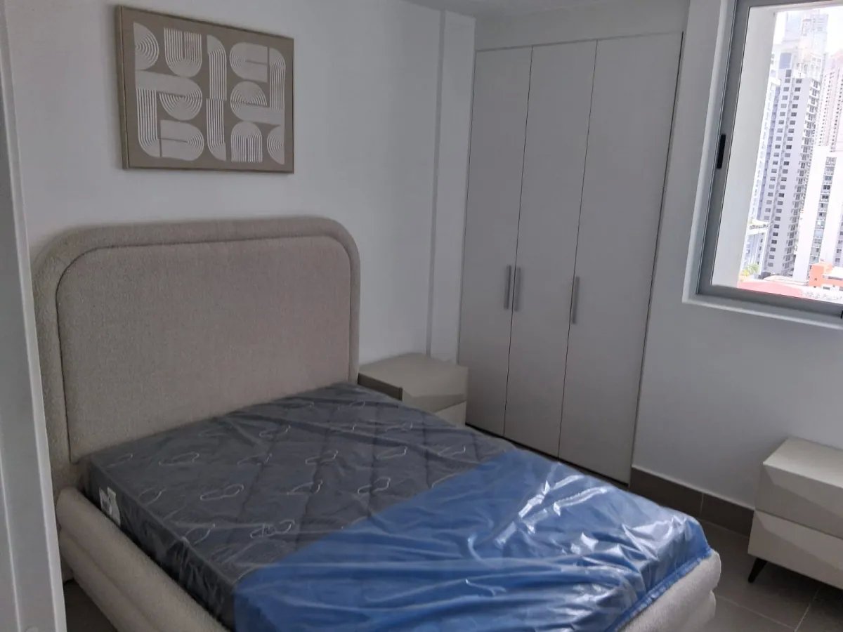 Apartment For Sale in Calle 44 Este
